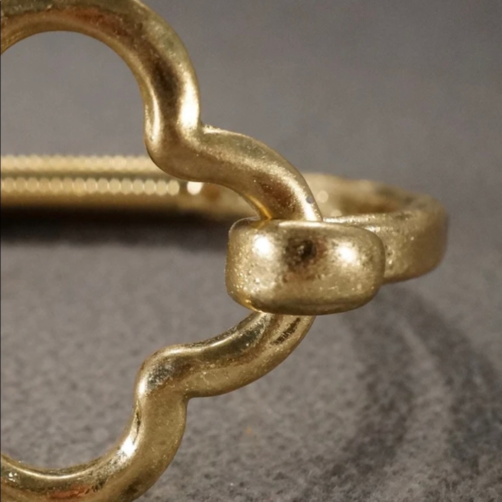 Retractable Bangle - image 1